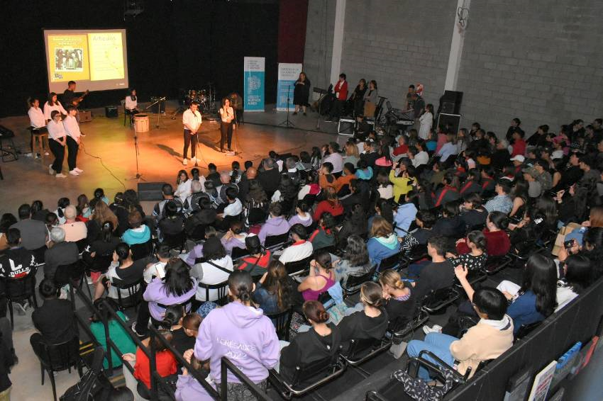 Mas de 200 estudiantes de Educación Secundaria Artistica formaron parte de una “Jornadas de Intercambio”